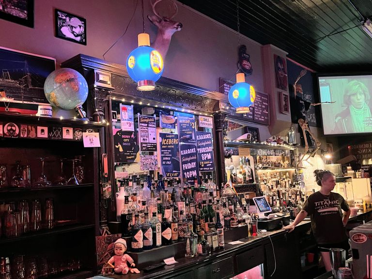 Seidenfadens Back Bar 2 1 768x576